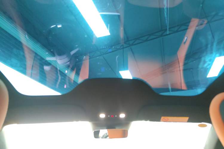 Used  YU7 2025 Ultra-Long Range High-Performance All-Wheel-Drive Max Edition
