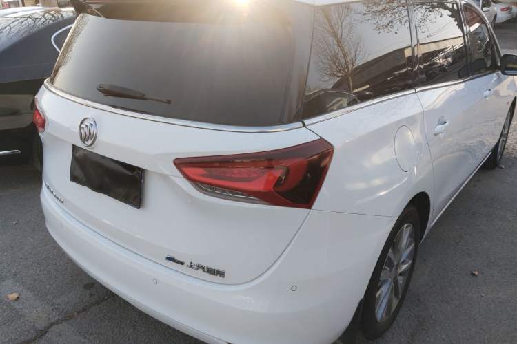 Used Buick GL6 2021 323T Mild Hybrid Connect Luxury Model
