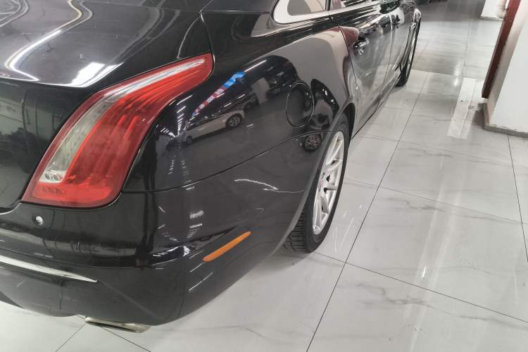 Used Jaguar XJ 2014 XJL 2.0T Two-Wheel-Drive Elegant Business Edition
