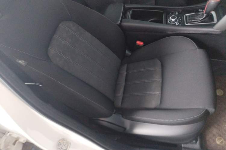 Used Mazda CX-4 2018 2.0L Automatic Two-Wheel Drive Blue Sky Dynamic Version China VI Standard