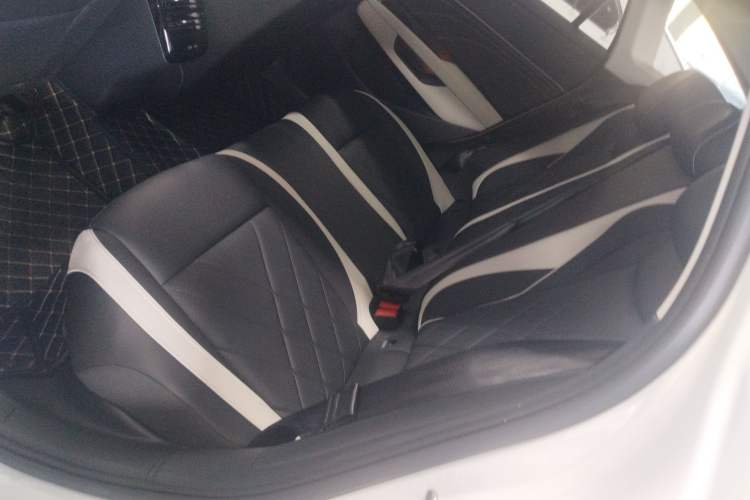 Used Volkswagen Sagitar 
