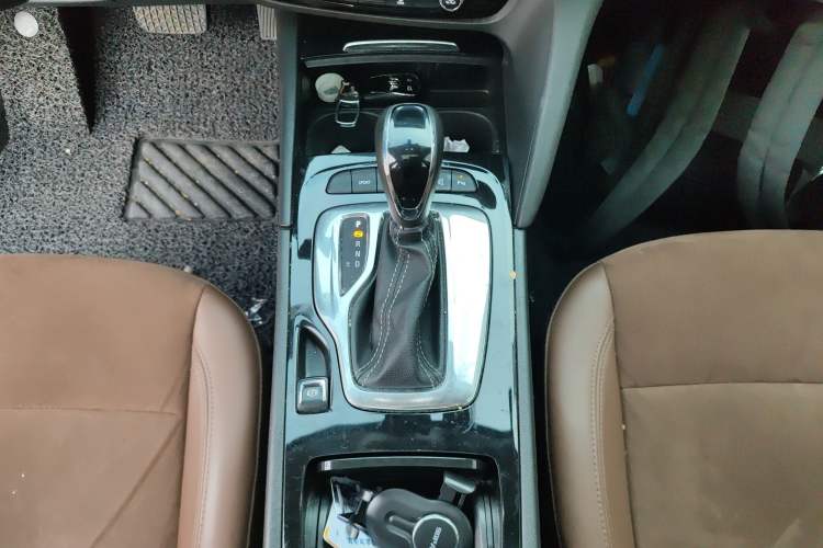 Used Buick Regal 2017 20T Luxury Model
