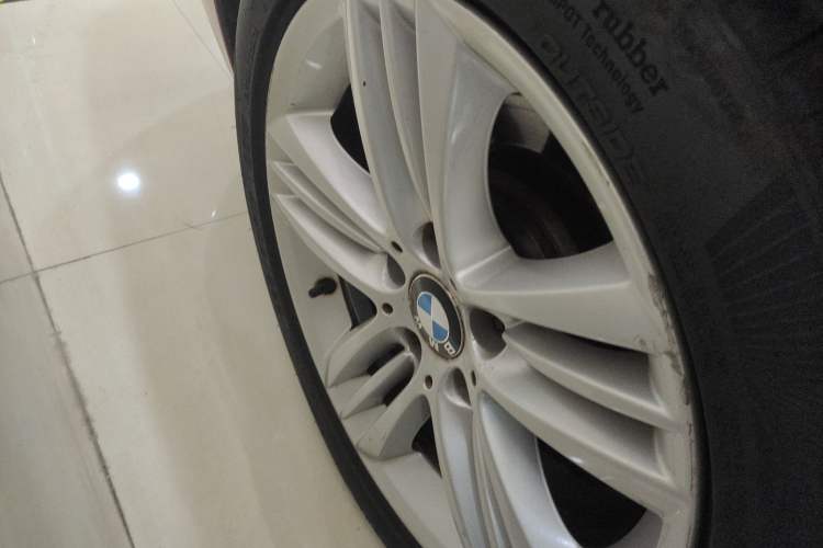 Used BMW 3 Series 2016 320Li Ambition Model
