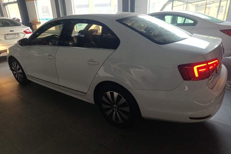 Used Volkswagen Sagitar 2017 1.6L Automatic Comfort Model