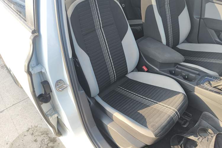 Used Volkswagen Bora 2023 200TSI DSG Comfort Edition
