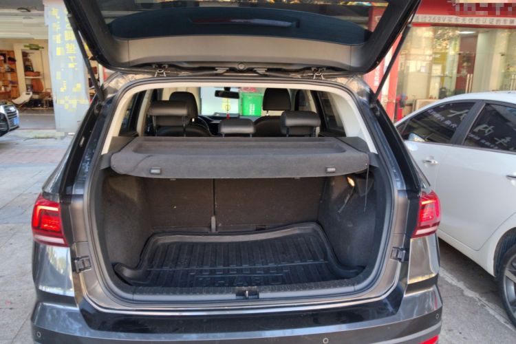 Used Volkswagen Tharu 2020 280TSI Two-Wheel Drive Comfort Edition China VI Standard
