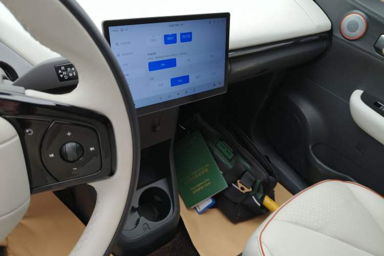 Used Chery Little Ant 2024 Refreshed Version Youth Edition 321 km Beloved Edition 29.23 kWh