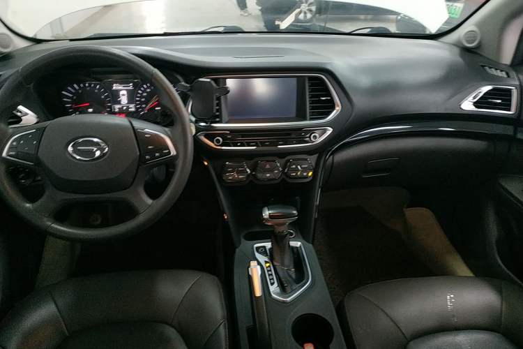 Used GAC Trumpchi GS4 2017 200T G-DCT Two-Wheel Drive Elite Edition
