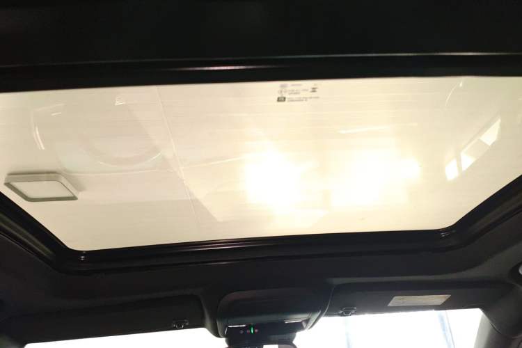 Used Cadillac XT4 2024 28T Two-Wheel-Drive Luxury Version
