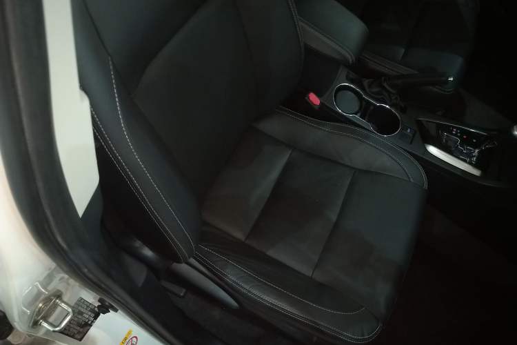 Used Toyota Corolla 2014 1.6L CVT GL-i Leather Edition