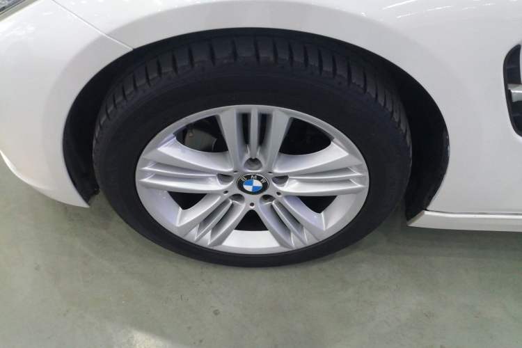 Used BMW 3 Series 2017 320Li Fashion Model
