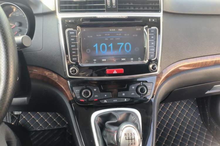 Used Haval H6 2013 Sports Edition 1.5T Manual Two-Wheel Drive Elite Model
