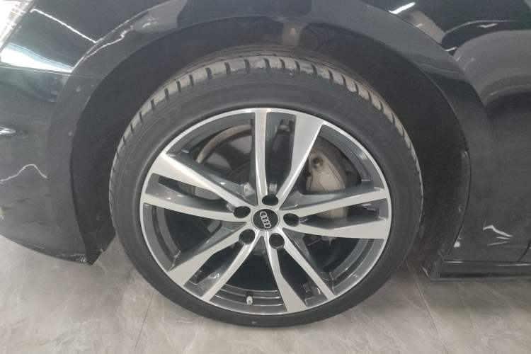 Used Audi A6L 2022 40 TFSI Luxury Dynamic Model
