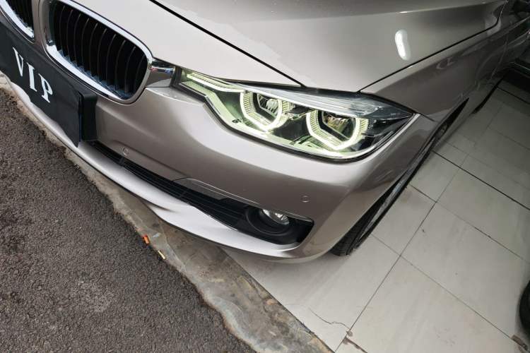 Used BMW 3 Series 2016 320Li Ambition Model
