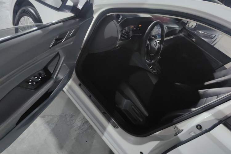 Used Volkswagen Lavida 2021 1.5L Automatic Comfort Edition