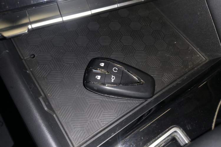 Used Changan Eado 2022 PLUS Blue Whale NE 1.4T GDI DCT Prestige Edition
