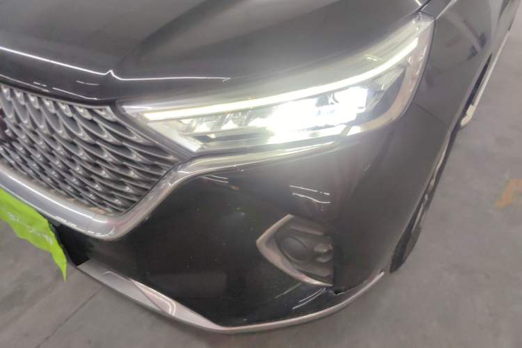 Used Haval M6 2023 PLUS 1.5T DCT Elite Smart Connectivity Model
