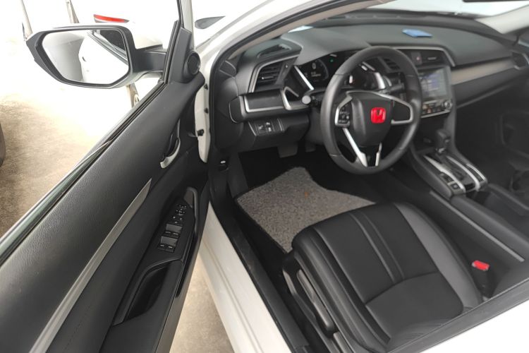 Used Honda Civic 2016 220TURBO CVT Luxury Edition