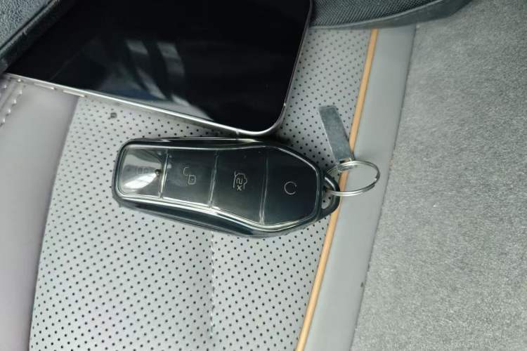 Used BYD Seal 07 DM-i 2025 Intelligent Driving Version DM-i 1.5L 125 km Prestige Edition
