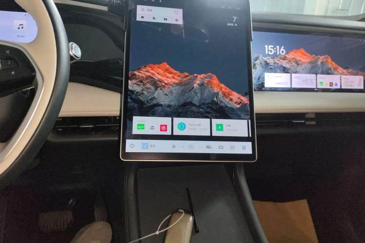 Used  L7 2024 1.5T 115 km PLUS Dragon Edition
