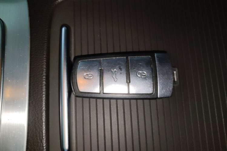 Used Volkswagen FAW-Volkswagen CC 2018 2.0 TSI Luxury Model
