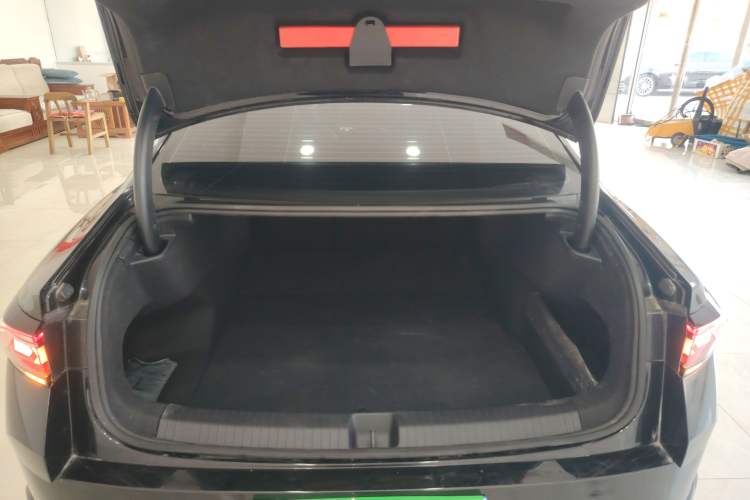 Used Volkswagen Magotan 2024 380TSI DSG Prestige Edition DaMai Package
