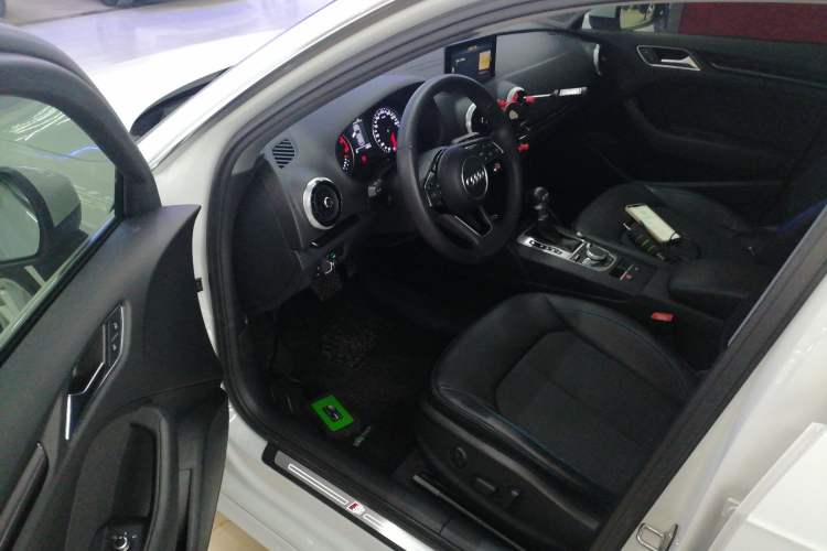 Used Audi A3 2017 Sportback 35 TFSI Fashion Model