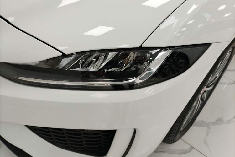 Used Jaguar XEL 2022 2.0T 200PS R-DYNAMIC Youth Sport Edition
