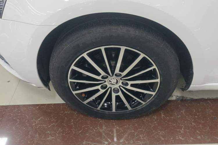 Used Skoda Octavia 2019 TSI230 DSG SmartDrive Luxury Edition China V Standard