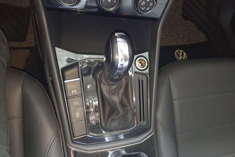 Used Volkswagen Lavida 2018 1.5L Automatic Comfort Edition China V Standard
