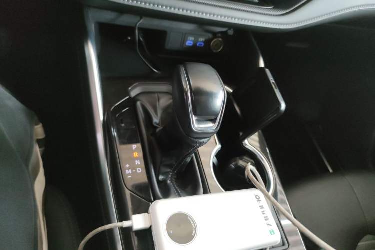 Used Toyota Crown Land Cruiser 2022 2.0T Four-Wheel Drive Enjoyment Edition
