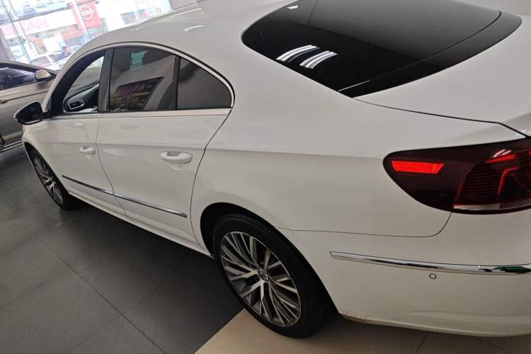 Used Volkswagen FAW-Volkswagen CC 2016 2.0 TSI Luxury Model
