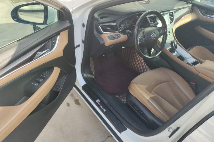 Used Buick LaCrosse 2018 28T Elite Edition
