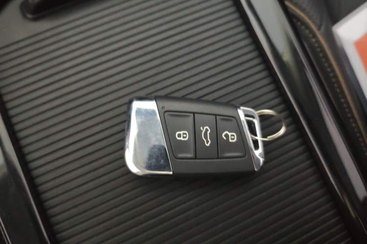 Used Volkswagen Passat 2019 380TSI Prestige Edition China VI Standard