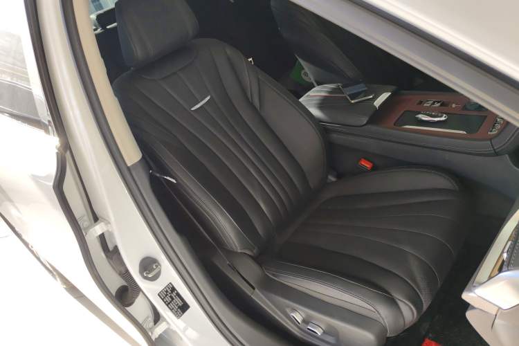 Used Hongqi H5 2024 1.5T DCT Smart Connect Flagship Edition
