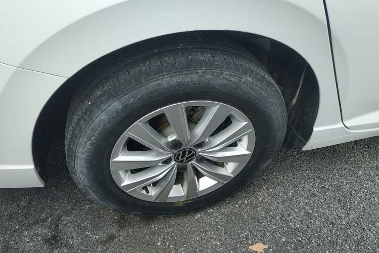 Used Volkswagen Lavida 2023 1.5L Automatic De Yi Edition