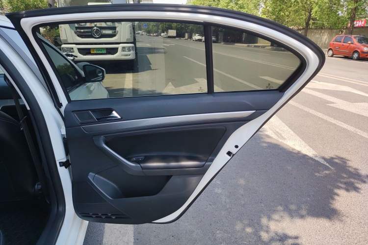 Used Volkswagen Lavida 2019 Lavida Start 1.5L Automatic Trendy Version China VI Standard
