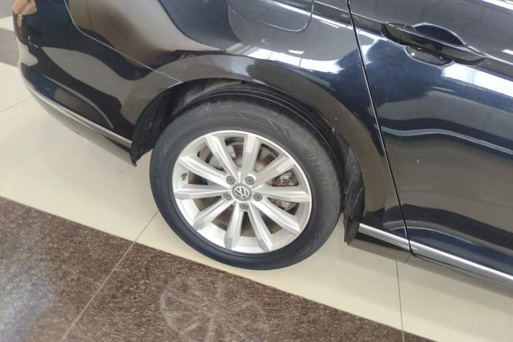 Used Volkswagen Magotan 2019 330TSI DSG Leading Edition China V Standard
