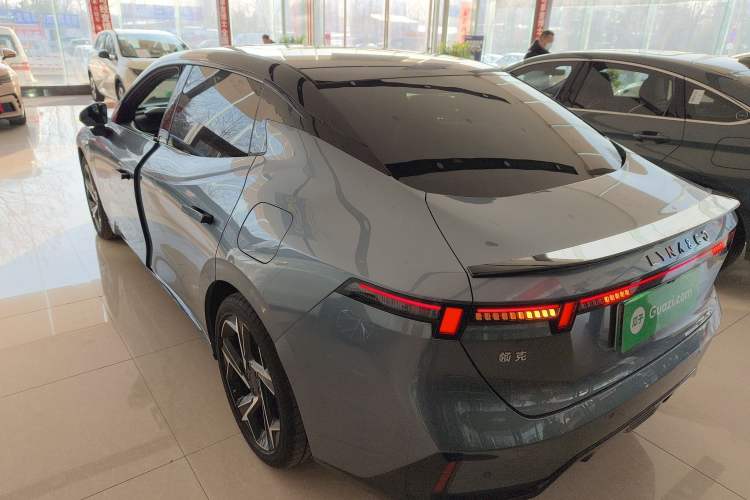 Used Lynk & Co 07 2024 EM-P 126 Long-Range Ultra
