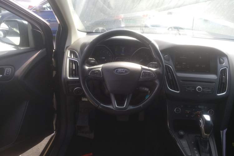 Used Ford Focus 2015 Sedan EcoBoost 180 Automatic Elite Model
