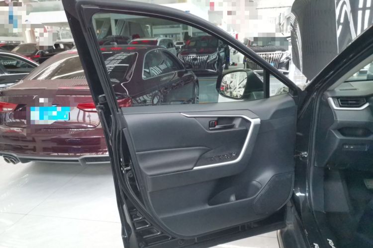 Used Toyota RAV4 2020 2.0L CVT Two-Wheel Drive Urban Edition
