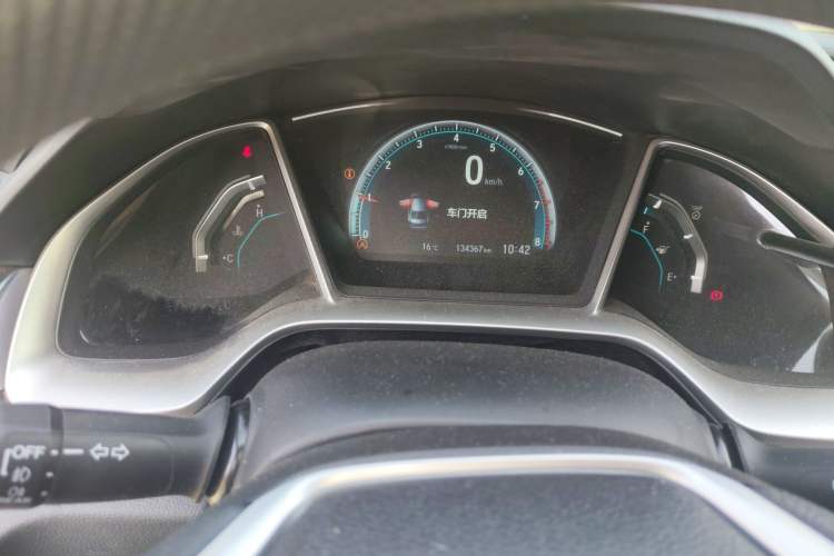 Used Honda Civic 2016 220TURBO Manual Luxury Edition