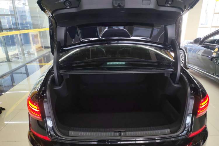 Used Volkswagen Passat 2022 330TSI Starry Elite Edition
