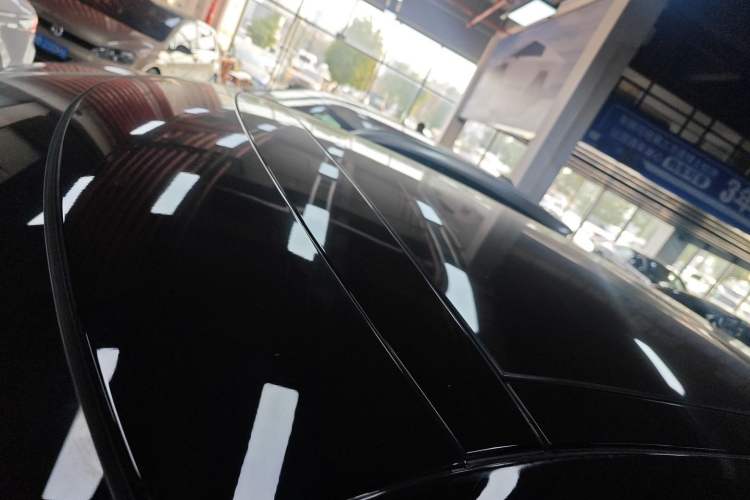 Used Land Rover Range Rover Evoque 2021 Range Rover Velar 249 PS R-Dynamic S Performance Edition