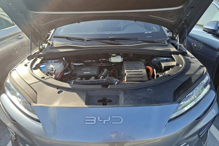 Used BYD Song PLUS New Energy 2025 DM-i Intelligent Driving 160KM Flagship Model
