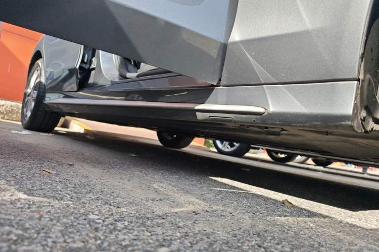 Used Mercedes-Benz C-Class 2017 Restyled C 180 L Fashion Edition Sport Version