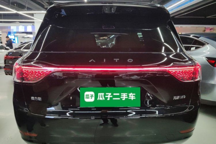 Used Hima AITO M9 2025 Extended-Range Ultra Version 52 kWh 6-Seater
