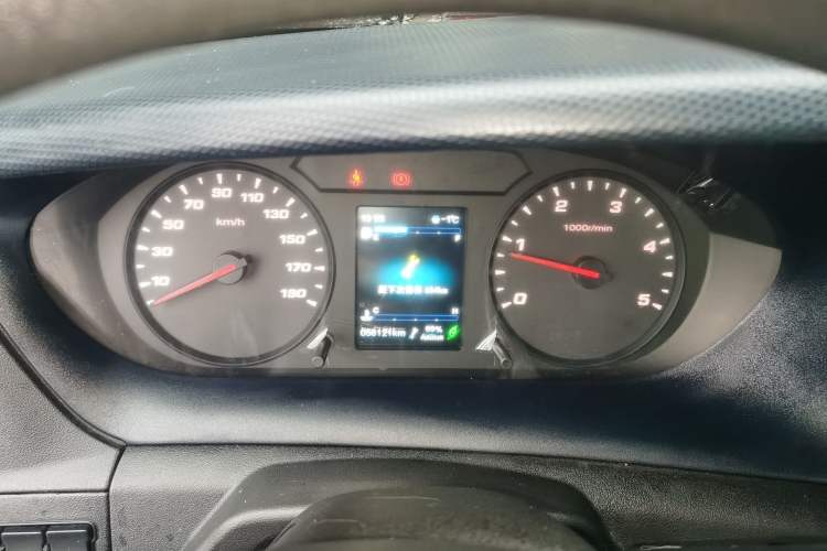 Used Iveco Eurocargo 2021 2.0T Manual Super Rui Long Wheelbase Short Overhang High Roof Side-Sliding Door F1A