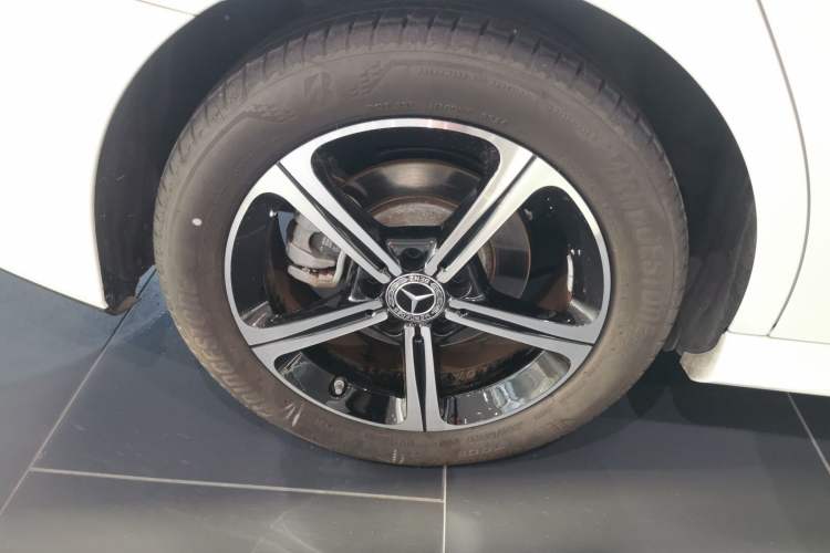 Used Mercedes-Benz A-Class 2025 A 200 L Fashion Model
