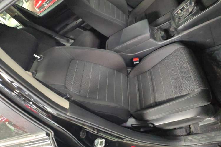 Used Honda CR-V 2023 240TURBO Two-Wheel Drive Active Version 5 Seats
